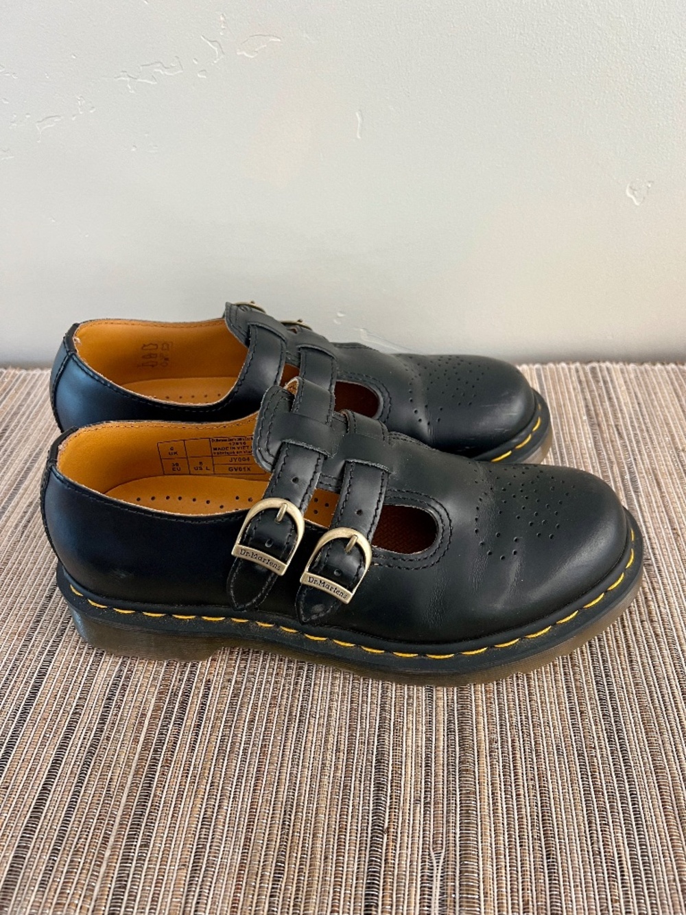 Dr. Martens 8065 Mary Jane Shoes | Black | US 8 / UK 6 / EU 39 | Doc Martens